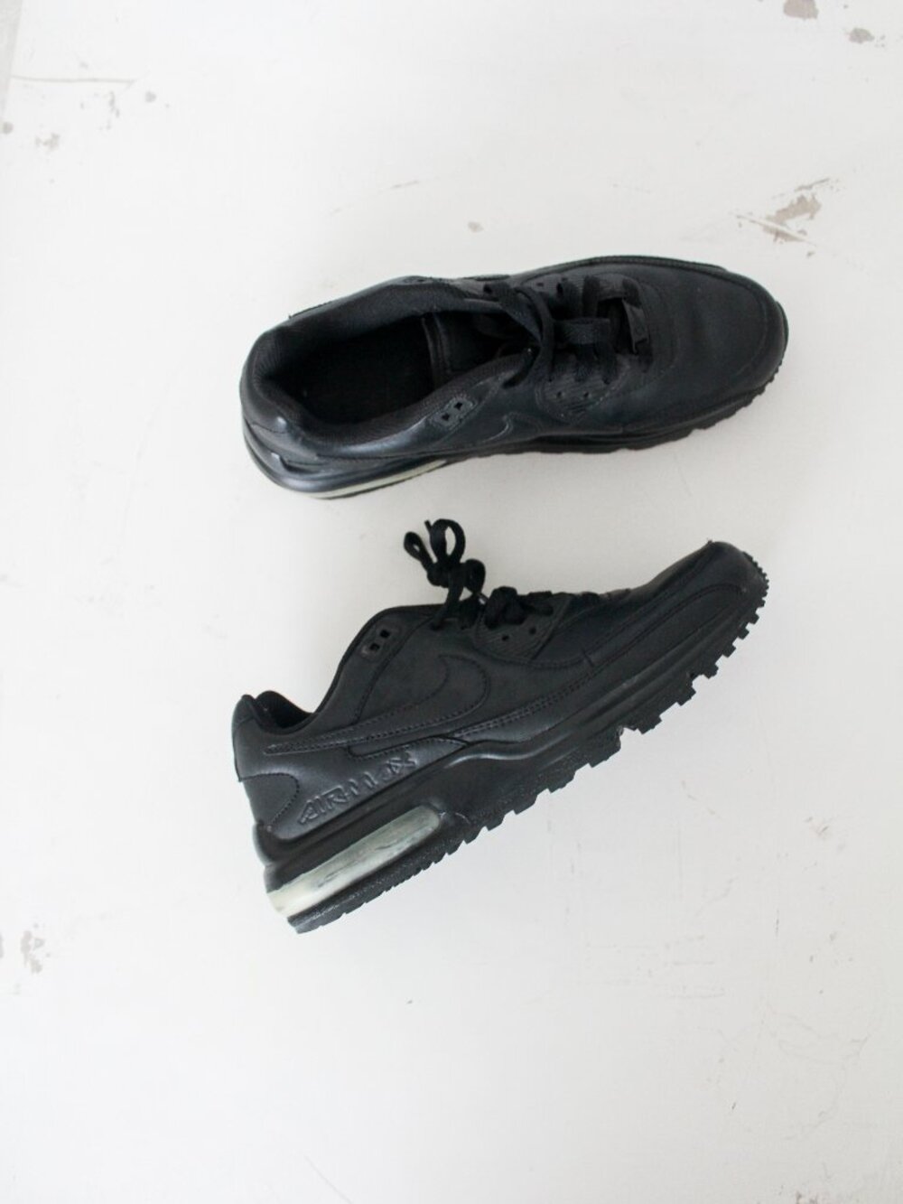 Nike Air Max  - Mens Size US 8